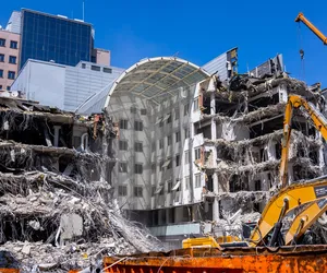Atrium International znika z mapy Warszawy