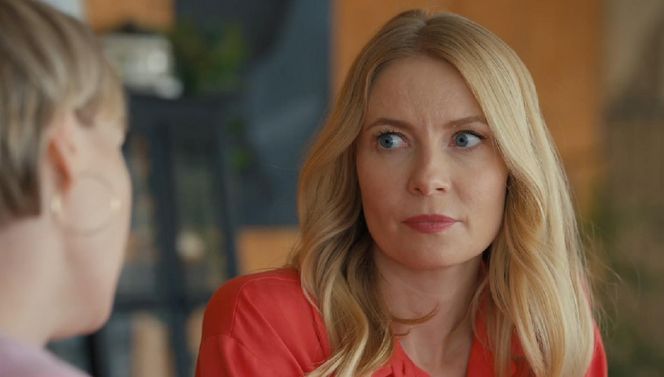 Barwy szczęścia, odcinek 3249. Sonia (Weronika Nockowska), Dominika (Karolina Chapko)