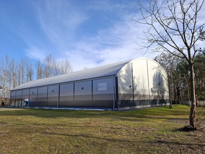 Hala sportowa Olimpii Zrębin w gminie Połaniec