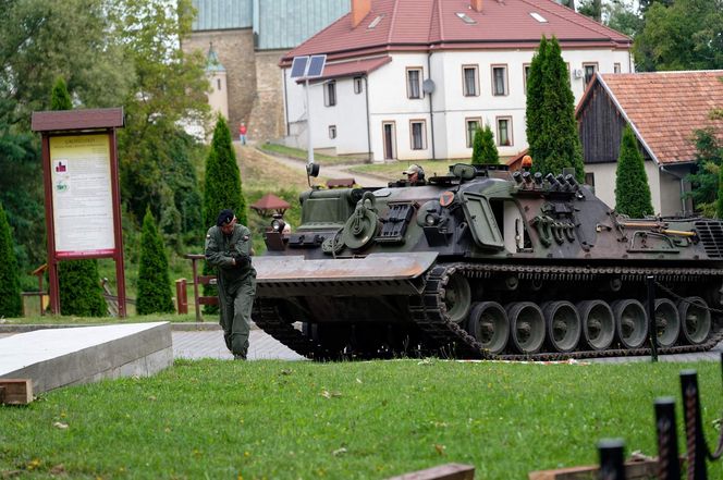 Nowa atrakcja w małopolskiej gminie. Postawili sobie czołg!