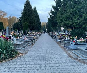 Cmentarz w Łodzi - 1 listopada