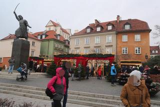 Tłumy na Jarmarku Bożonarodzeniowym 2022 w Warszawie!