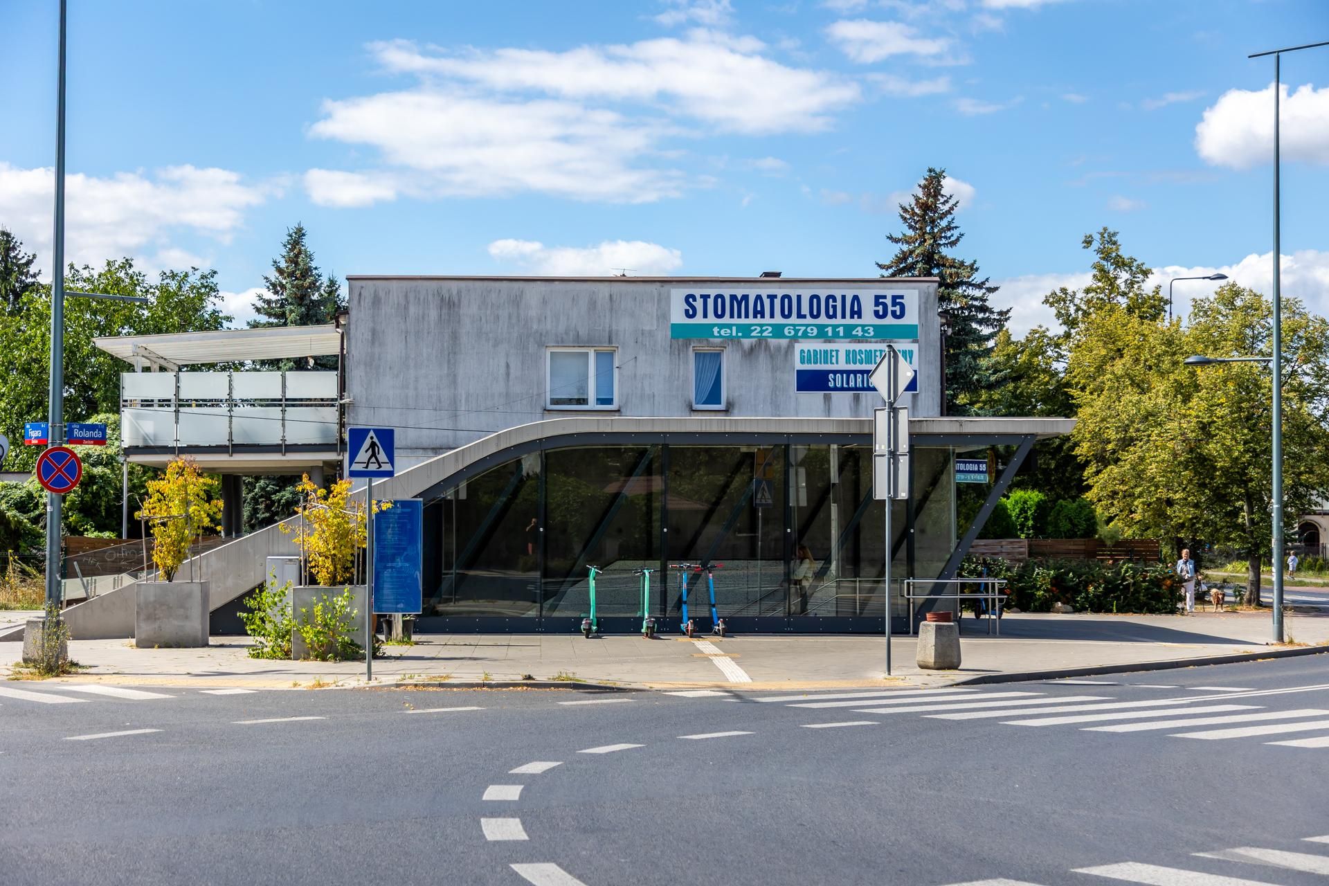 Okolice stacji metro Zacisze w Warszawie