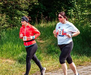 Sportowe emocje w Chorzowie. 150 biegaczy wystartowało w 6. edycji Chorzowskiej Dychy
