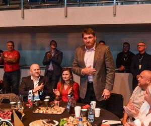 Andrzej Gołota przyjechał do Torunia. Obserwował mecz bokserski Pomorzanina