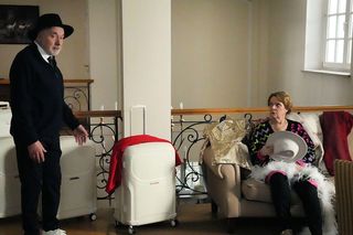 Barwy szczęścia odc. 3197. Józefina Rawiczowa (Elżbieta Jarosik), Andrzej Zastoja-Modelski (Leon Charewicz)