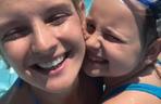 Ewelina Kudeń-Nowosielska i Hania świętują 8. urodziny na basenie