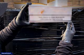 Międzynarodowy gang chciał okraść Polskę na ogromną kwotę! Wielka akcja służb w Płońsku [ZDJĘCIA]