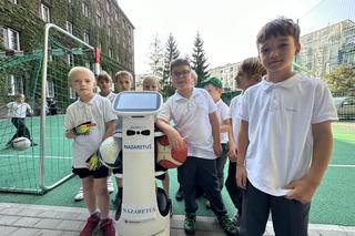 Pierwsza szkoła obsługiwana przez robota!