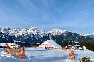 Ruszył najdłuższy sezon narciarski. Tutaj już można korzystać z uroków zimy. Sprawdź, gdzie na narty już w październiku
