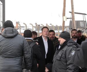 Elon Musk w Polsce. Miliarder odwiedził Muzeum Auschwitz-Birkenau [ZDJĘCIA]