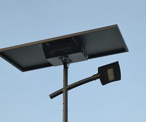 Nowe lampy na Antonińskiej