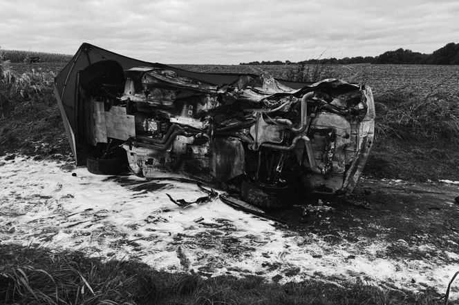 Rajd Nyski: Tragedia na trasie. Nie żyje 40-letni kierowca. Jego BMW stanęło w ogniu