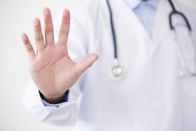 Lekarze mówią „NIE” dla testów antygenowych w placówkach POZ