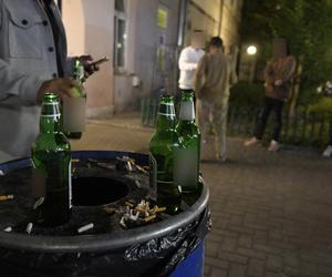 Zakaz sprzedaży alkoholu w Warszawie wejdzie w życie? Mieszkańcy Śródmieścia mają dość