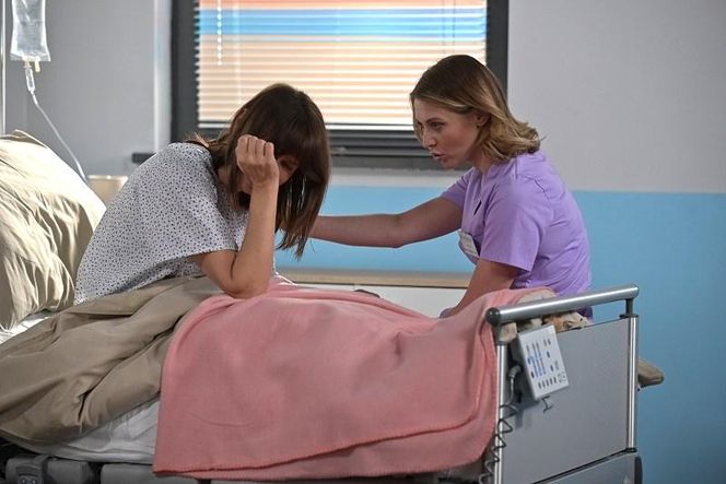 Pierwsza miłość, odcinek 4062: Grażyna (Grażyna Wolszczak), Maja (Julia Kamińska)