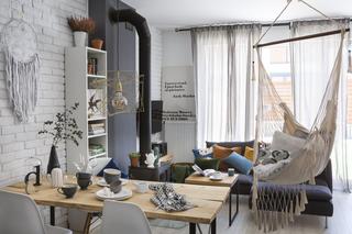 Salon w stylu scandi boho