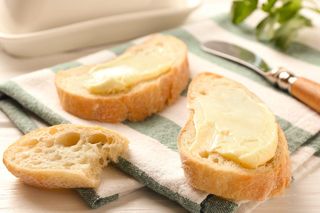 Domowy serek topiony jest pyszny i bije sklepowe na głowę. Robię go według tego prostego przepisu
