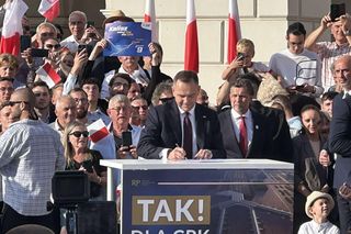 Jest prezydencki projekt ustawy o CPK. Karol Nawrocki podpisał go w czwartek w Kaliszu