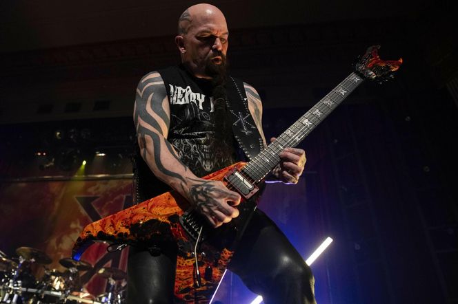 Kerry King chwali Phila Demmela. Jest czarodziejem gitary 