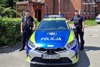 Policjanci z Czerwionki-Leszczyny uratowali seniorkę z pożaru