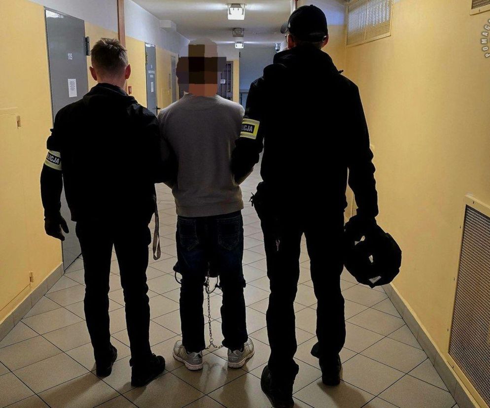 Ukradł alkohol i wpadł w szał. Zaatakował policjantów