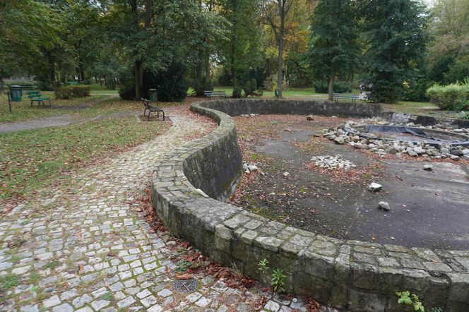 Park w Skarżysku-Kamiennej w opłakanym stanie! 