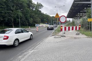 Rondo przy Słowiance już otwarte dla kierowców, ale nie jest jeszcze w pełni gotowe