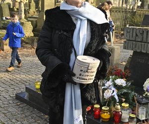 Gwiazdy kwestują na Powązkach