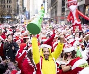 SantaCon w Nowym Jorku. Tysiące Mikołajów na ulicach miasta