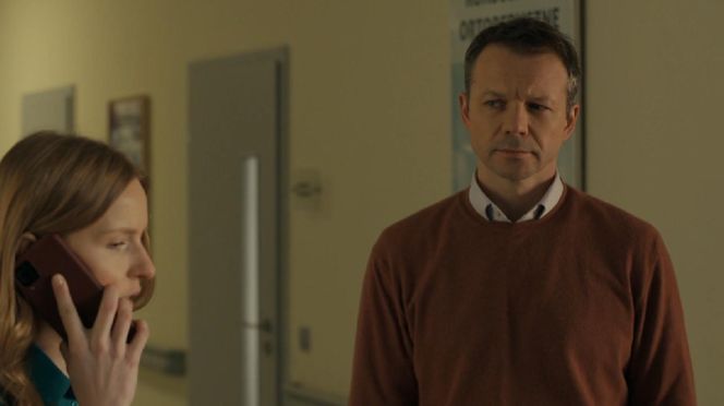 Barwy szczęścia, odcinek 3196. Jagoda Redlińska (Karolina Rzepa), Bruno (Lesław Żurek)