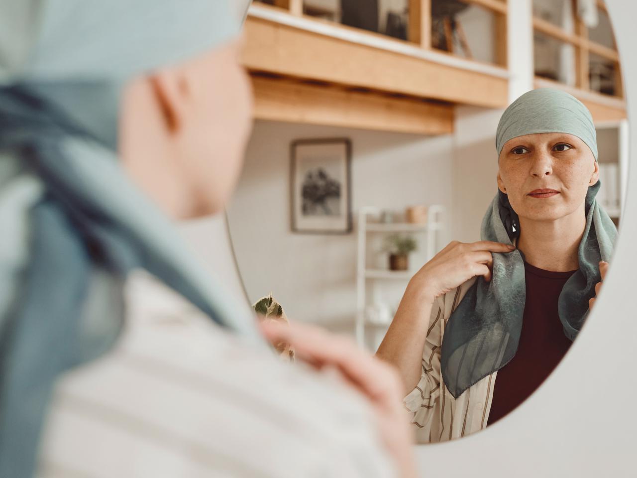 Mam raka. Czy powinnam powiedzieć o tym szefowi?