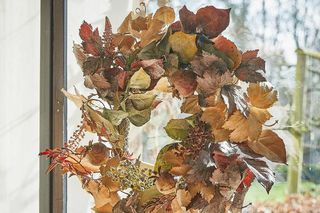 Najpiękniejsze wianki tej jesieni. Te modele rozchodzą się jak świeże bułeczki