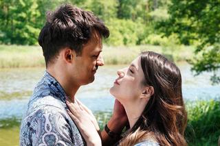 Barwy szczęścia, odc. 2914:  Agata (Natalia Zambrzycka), Ignacy Kieliszewski (Olaf Staszkiewicz)