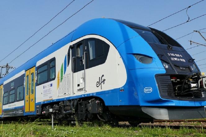 Koleje Śląskie: pociągi na trasie Katowice-Gliwice są odwoływane. Obniżyła się trakcja kolejowa