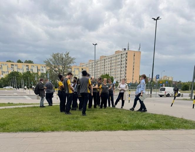 Pilna ewakuacja Dworca Wschodniego w Warszawie! Co się stało?!