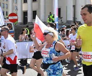 5 tysięcy zawodników wzięło udział w Biegu Konsytucji 3 Maja. Mamy zdjęcia z trasy! [GALERIA]