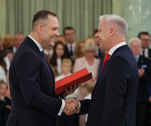 Prezydent Karol Nawrocki powołał swoich współpracowników. „Polscy patrioci i ludzie ciężkiej pracy”