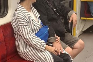 Gabriela Muskala Zbigniew Zamachowski jadą metrem