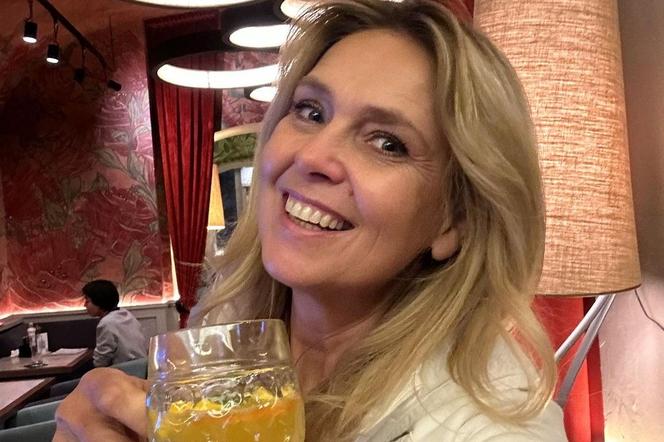 Wzmacnia odporność i poprawia wygląd skóry. Tę miksturę Ewa Wachowicz pije codziennie