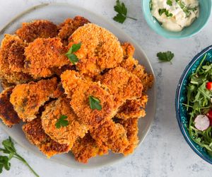 Kotlety z boczniaków. Smakują lepiej niż niejedne mięsne