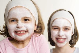 Kosmetyki dla dzieci - jakie kosmetyki wybierać dla skóry dziecka?
