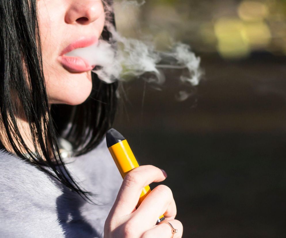 Będzie zakaz sprzedaży e-papierosów w Polsce? Padła konkretna odpowiedź 