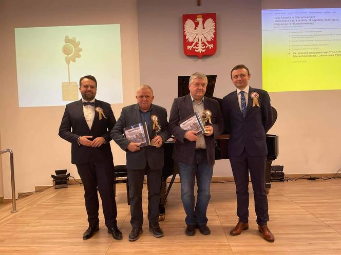 Jubileuszowa sesja i  ceremonia wręczenia statuetek „Honorowy Przyjaciel Starachowic”