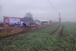 Wypadek autobusu szkolnego w Gąsiorowie