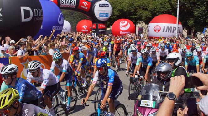 81. Tour de Pologne wystartował z Wrocławia! Rozpoczął się wielki wyścig na drogach Dolnego Śląska 