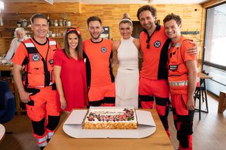 Na sygnale. Martyna (Monika Mazur), Piotr (Dariusz Wieteska), Artur Góra (Tomasz Piątkowski), „Nowy” (Kamil Wodka), Kuba Szczęsny (Wojciech Zygmunt) 