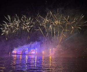 Małopolskie Królewskie Widowisko na Wiśle w ramach 24. Parady Smoków