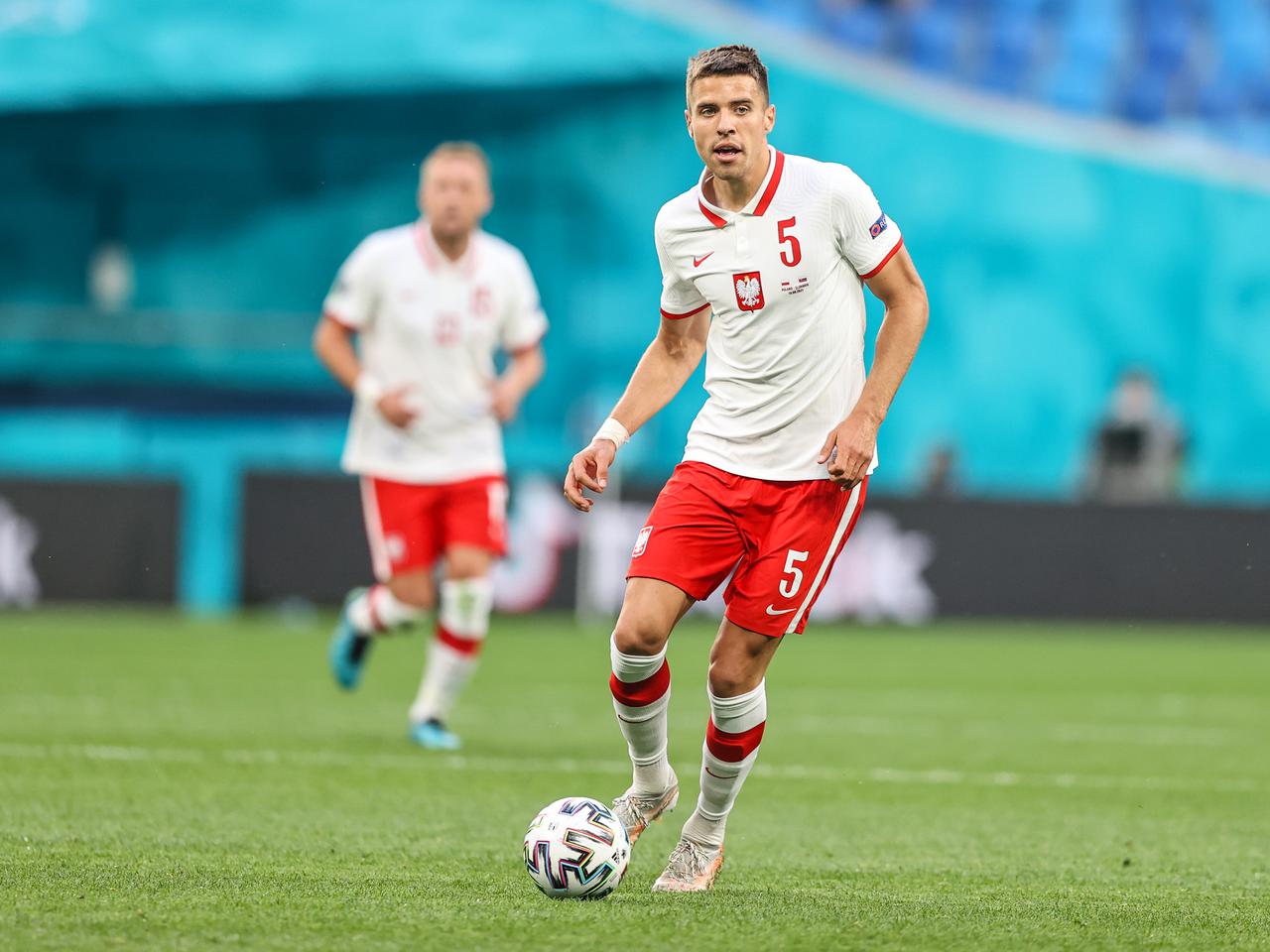 Sensacyjny transfer Jana Bednarka? Jest bliski przenosin do innego klubu Premier League!