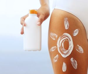 Samoopalacze - wszystko co musisz wiedzieć o domowym opalaniu. Jak dobrać samoopalacz i jak go nakładać?